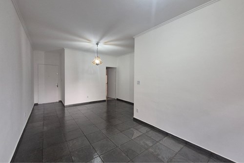 Apartamento à Venda Jd. Irajá