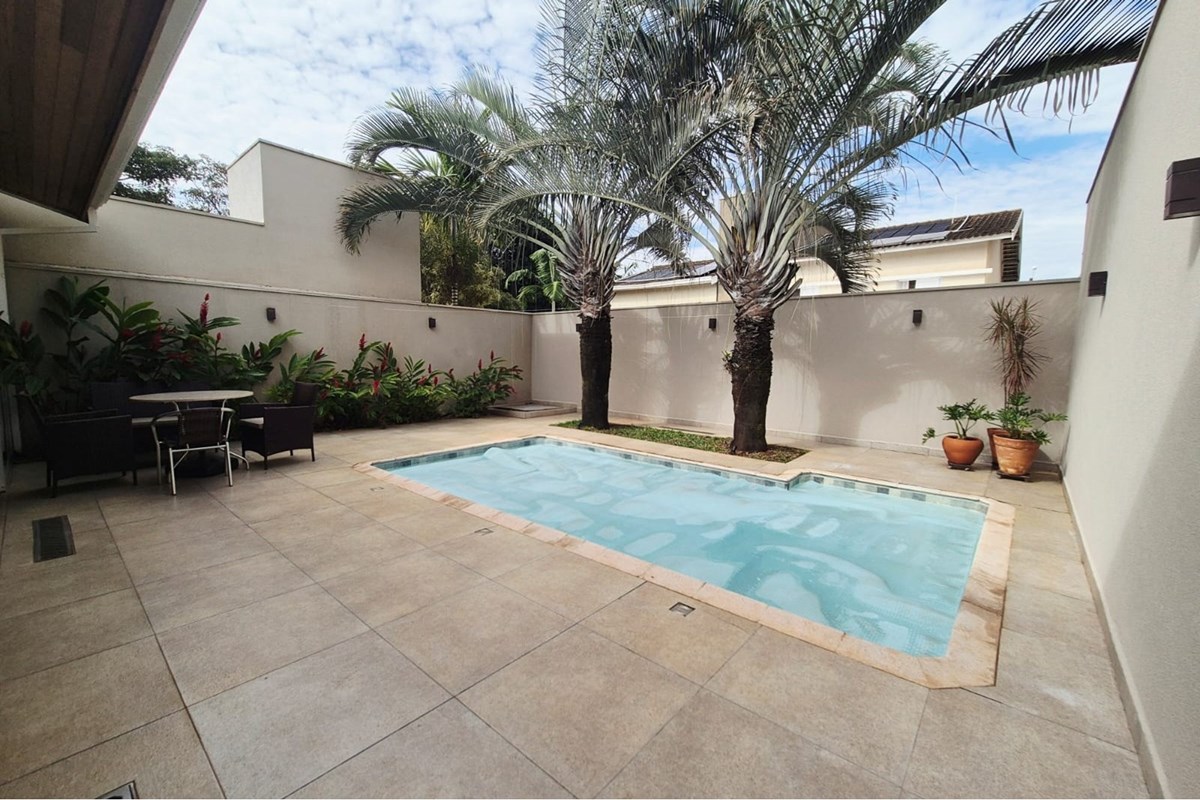 Sobrado à venda no Condomínio Santorini | Jardim Botânico | 192 m²