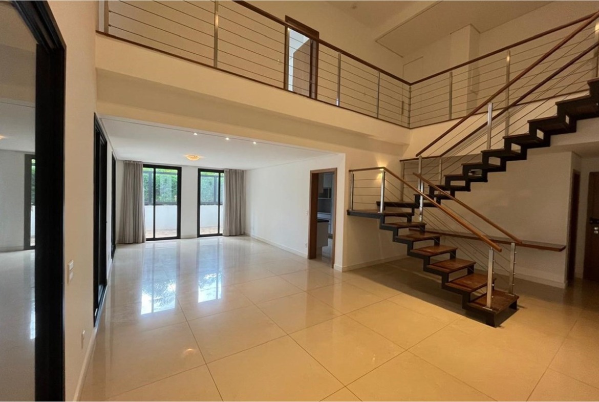 Duplex térreo à venda no Le Parc Residence | 3 suítes e 4 vagas